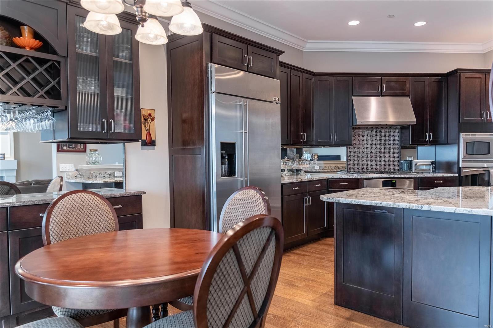 22 Old Belle Monte Road Chesterfield, MO 63017 - Photo 6 of 44 Gallery Image 6