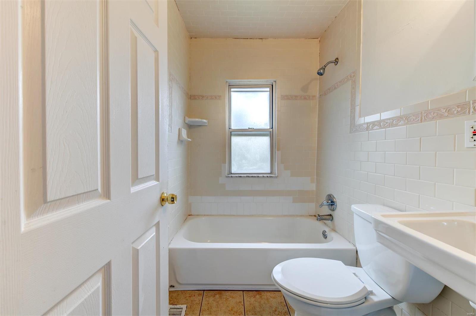 220 Ames Place St. Louis, MO 63135 - Photo 15 of 22