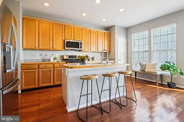 $750,000 | 6149 Cilantro Drive, Alexandria, VA 22310