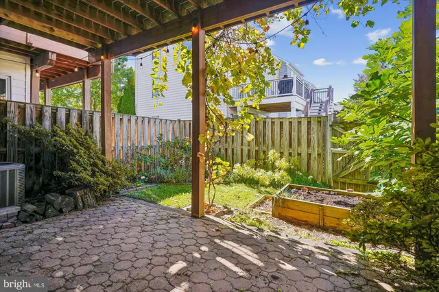 $750,000 | 6149 Cilantro Drive, Alexandria, VA 22310