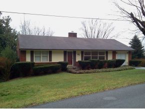 533 Ranier Drive Kingsport, TN 37663 - Photo 1 of 13 Photo 1