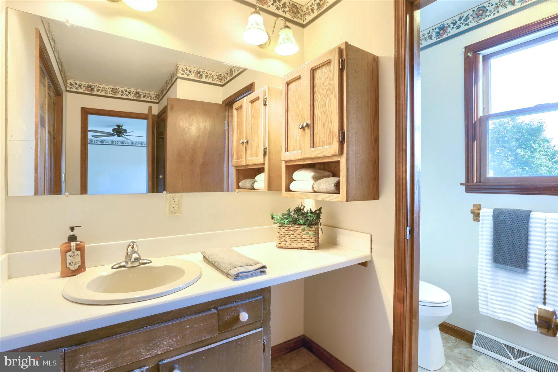 1524 Old Reliance Road Middletown, PA 17057 - Photo 33 of 46 Primary Split Bath