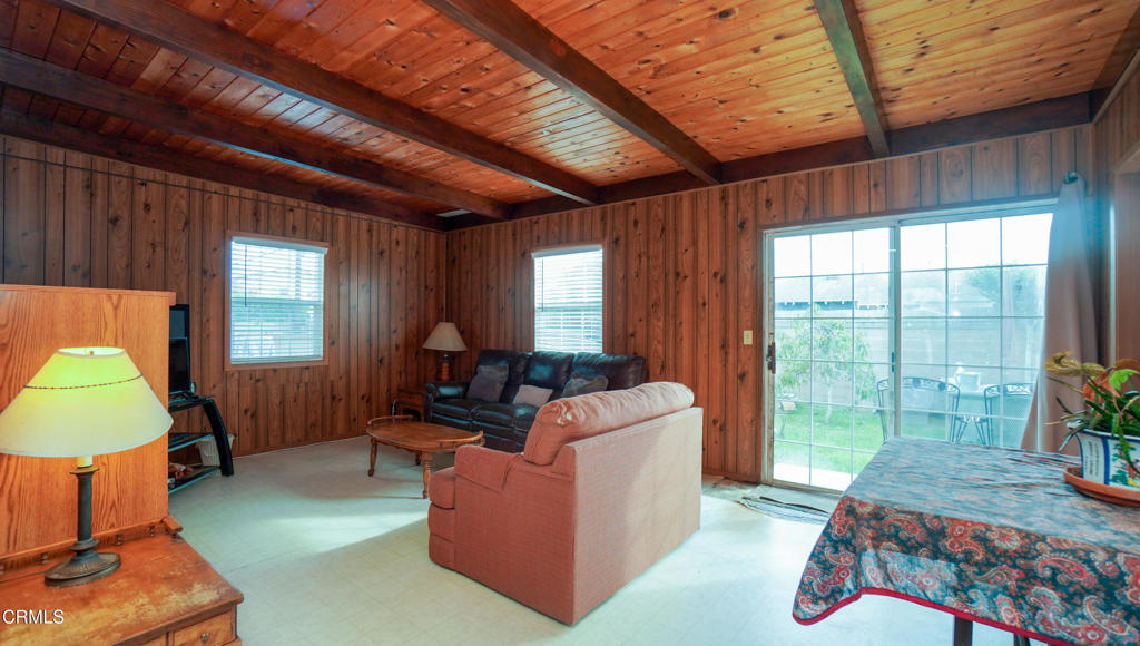 172 West Yucca Street Oxnard, CA 93033 - Photo 12 of 26