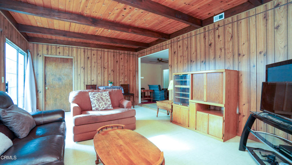 172 West Yucca Street Oxnard, CA 93033 - Photo 14 of 26