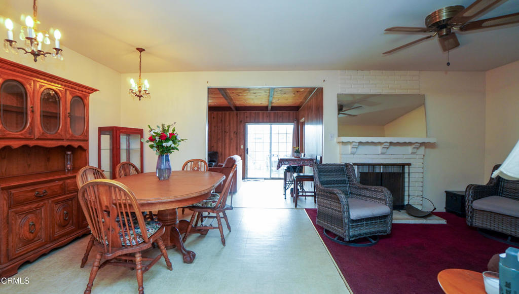 172 West Yucca Street Oxnard, CA 93033 - Photo 2 of 26