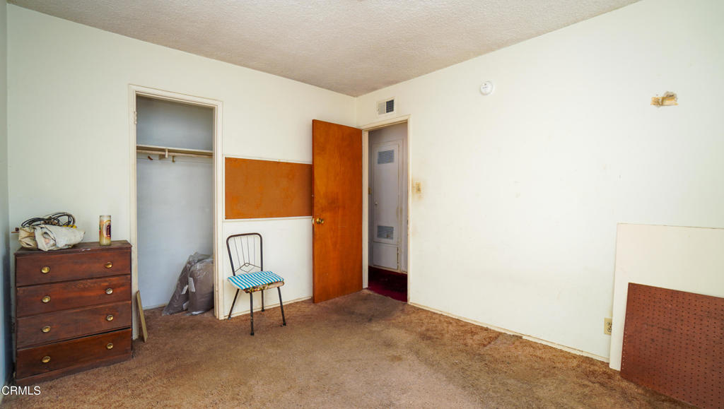 172 West Yucca Street Oxnard, CA 93033 - Photo 22 of 26