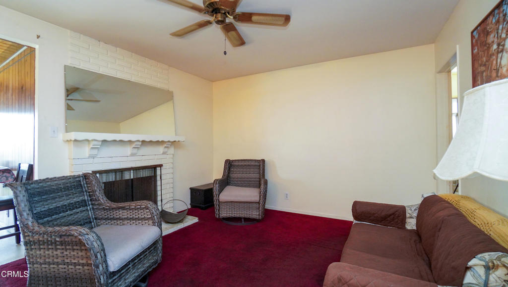 172 West Yucca Street Oxnard, CA 93033 - Photo 3 of 26