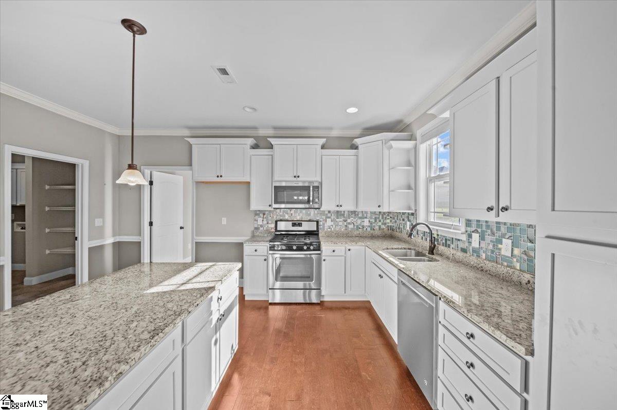 181 Sunset Road Landrum, SC 29356 - Photo 8 of 24