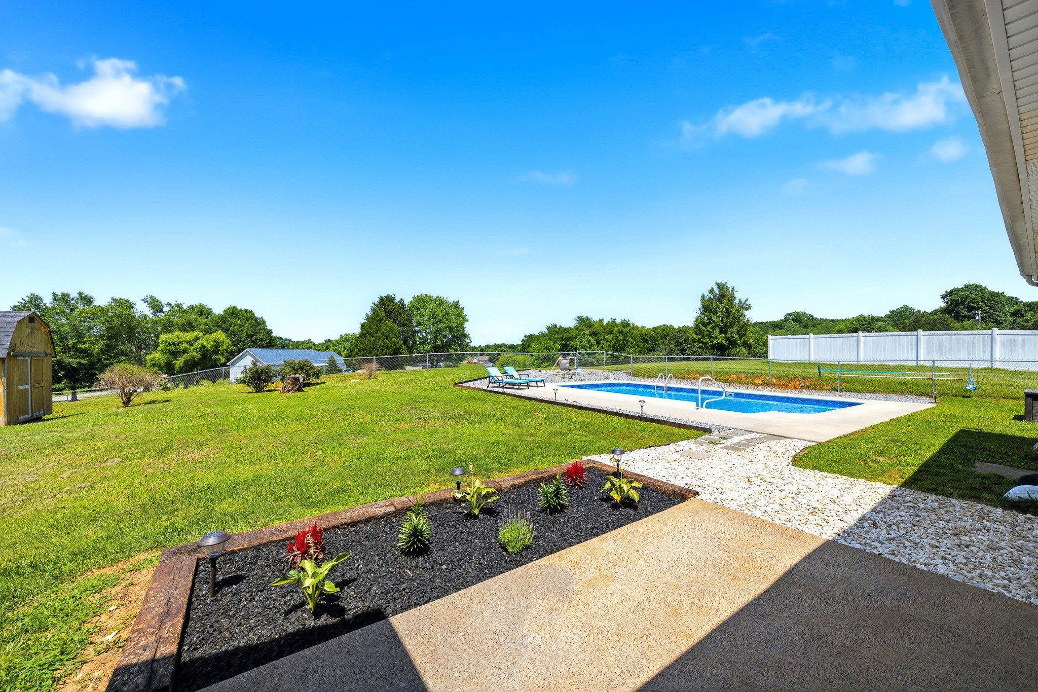 1087 Heatherwood Road Pleasant View, TN 37146 - Photo 34 of 60