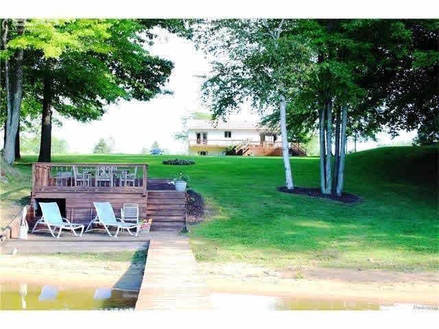 5130 Stanley Road Columbiaville, MI 48421 - Photo 11 of 84 21298384-11.JPG