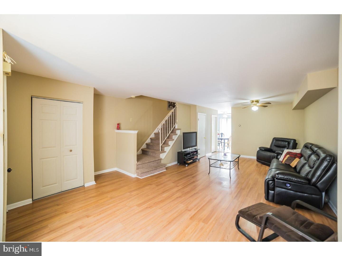 3002 Walnut Ridge Drive Pottstown, PA 19464 - Photo 2 of 16 Family Room