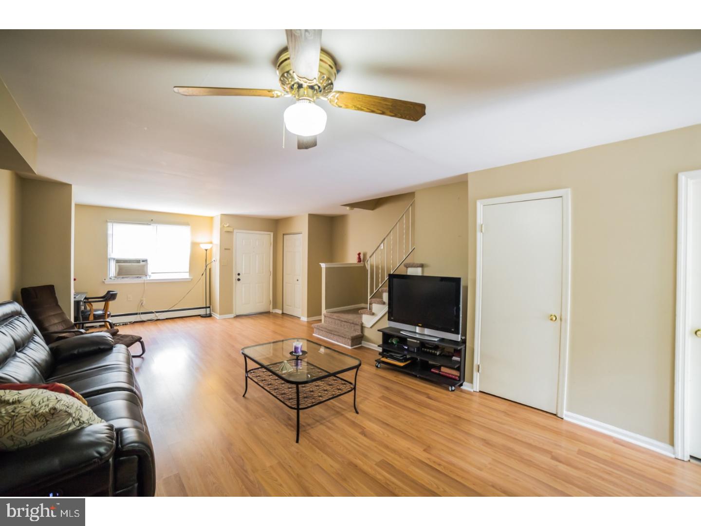 3002 Walnut Ridge Drive Pottstown, PA 19464 - Photo 3 of 16 Family Room