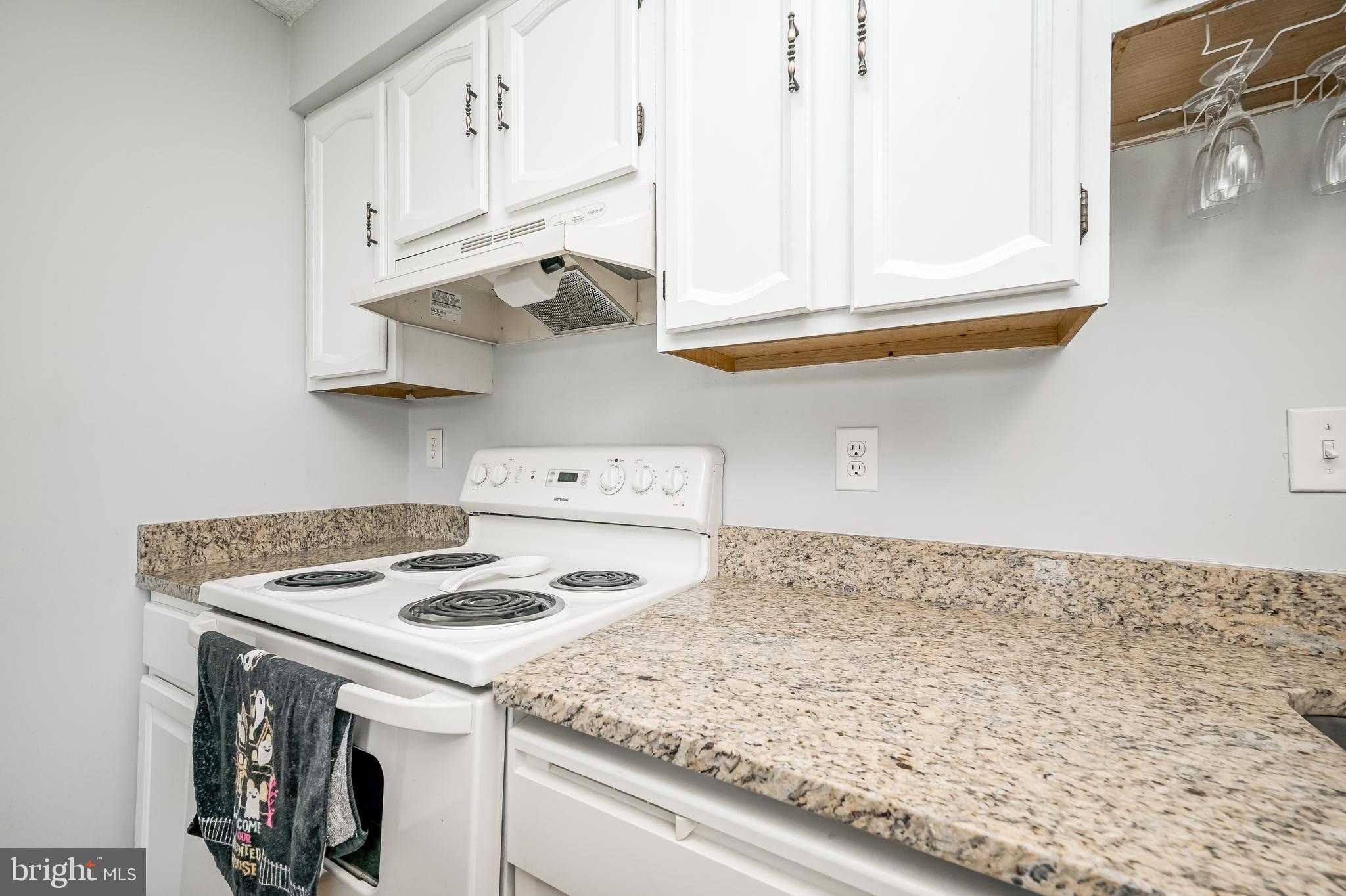 997 Heather Ridge Drive, Unit 3C Frederick, MD 21702 - Photo 4 of 35 Gallery Image 4