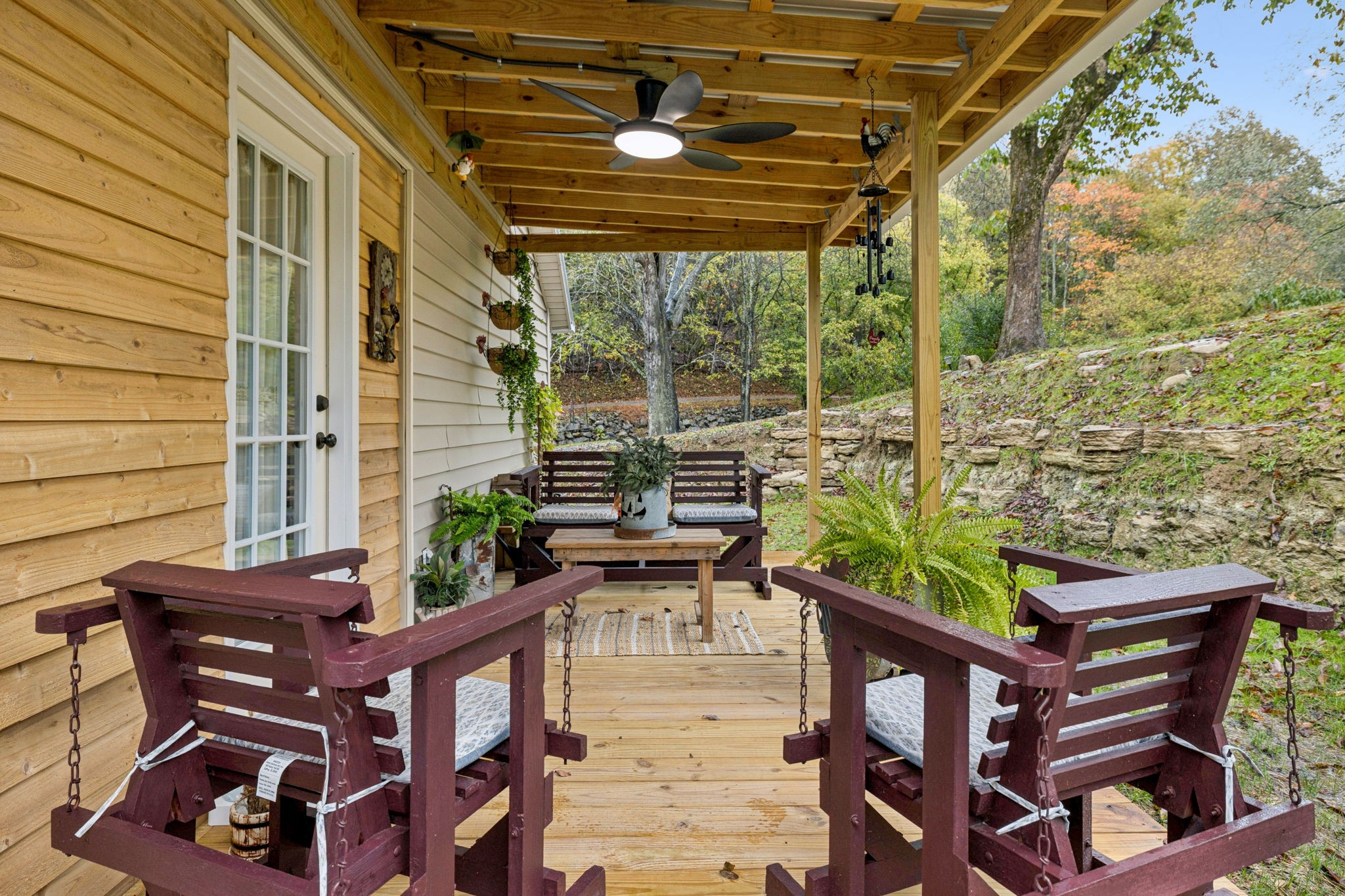 120 Tuttle Lane Bethpage, TN 37022 - Photo 19 of 26 a view of an outdoor space with seating