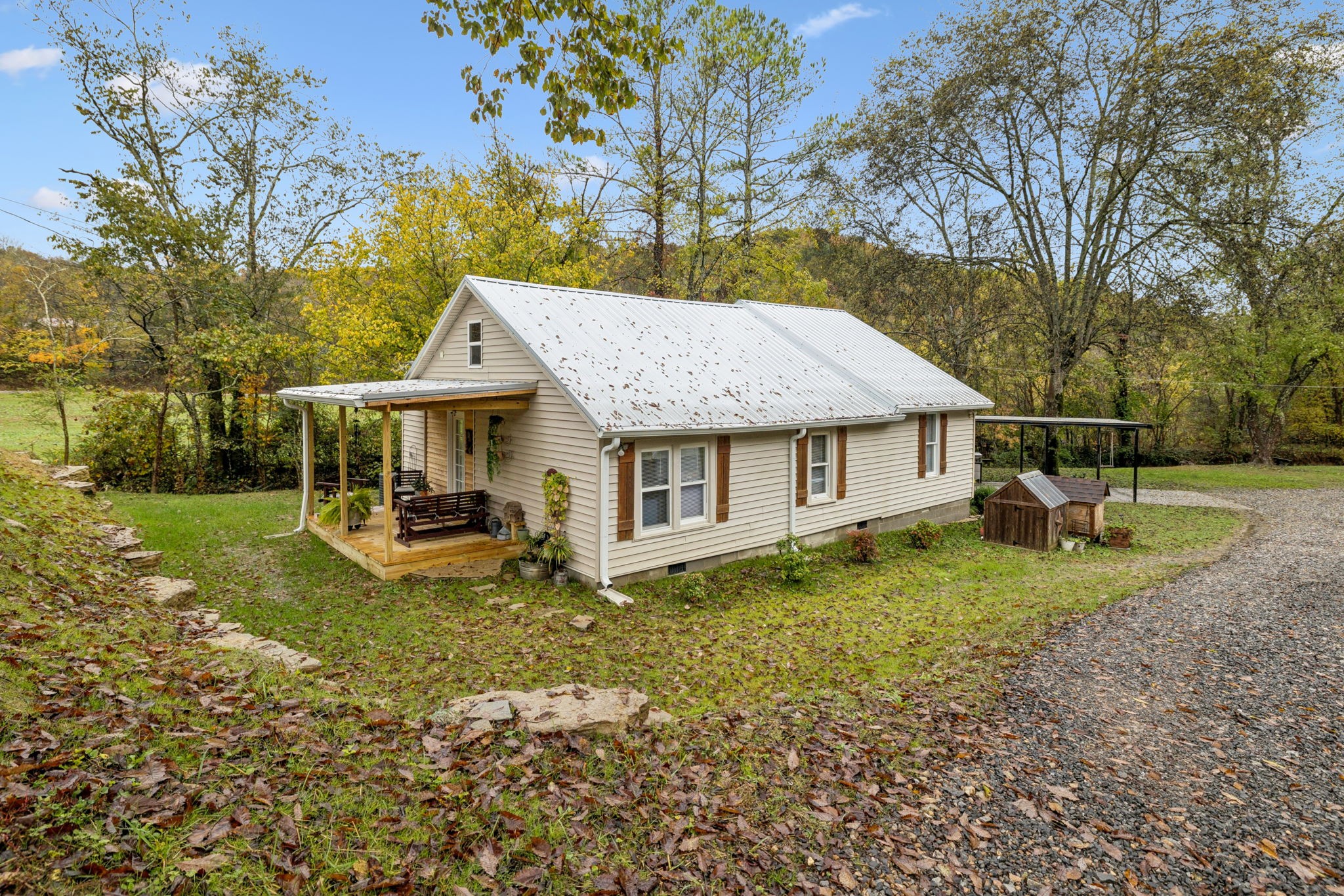 120 Tuttle Lane Bethpage, TN 37022 - Photo 20 of 26 a view of a house with backyard