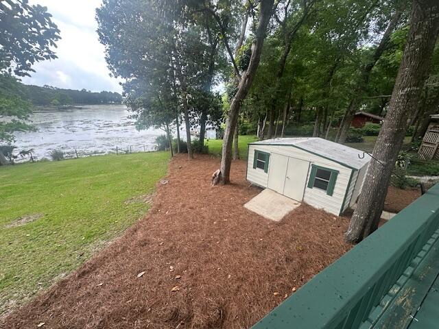 763 Squirrel Road DeFuniak Springs, FL 32433 - Photo 4 of 28 a view of a house with a yard