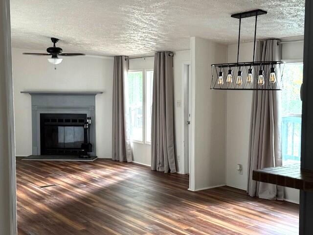763 Squirrel Road DeFuniak Springs, FL 32433 - Photo 7 of 28 a view of a livingroom with a fireplace and window