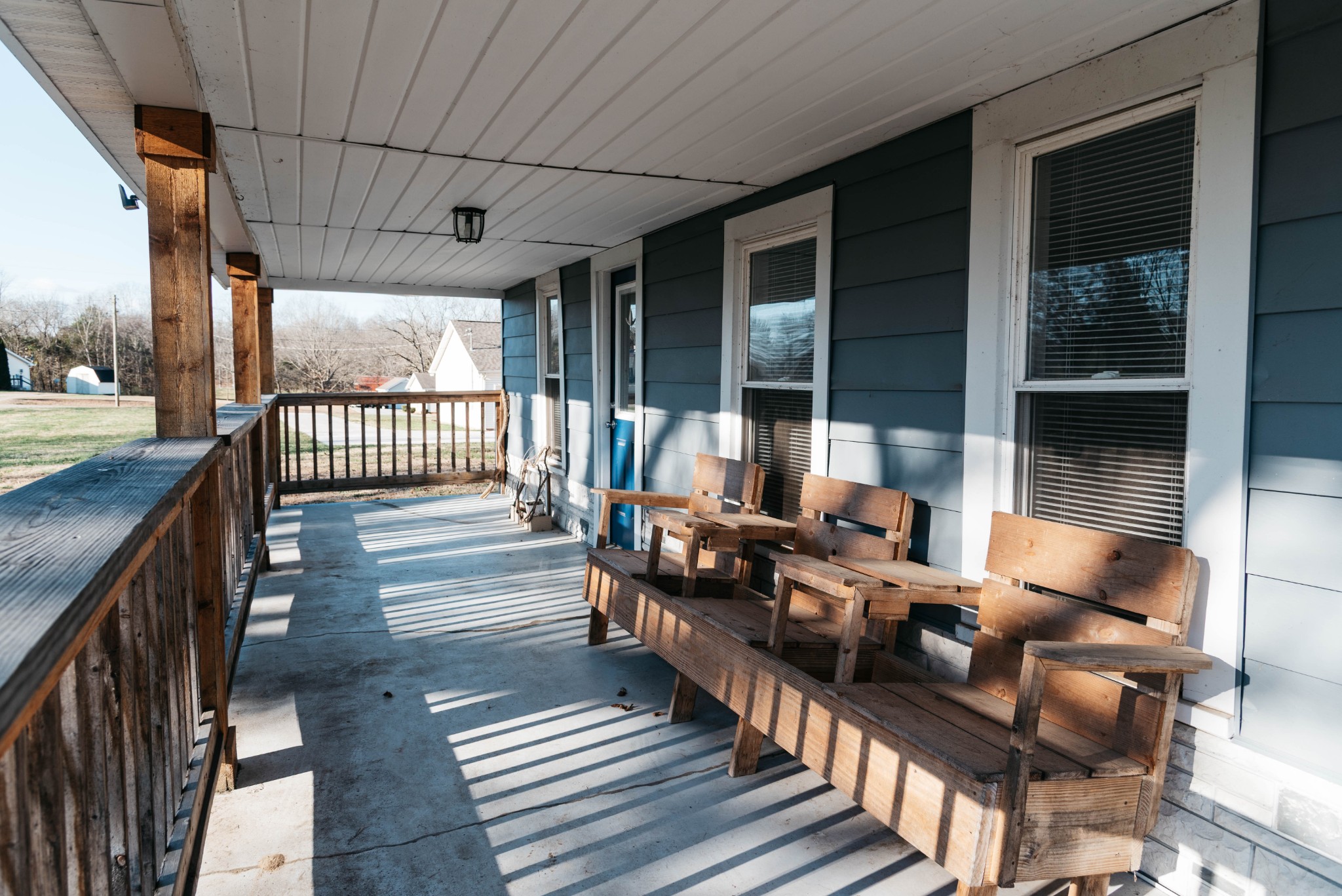 2470 Hinton Road Clarksville, TN 37043 - Photo 4 of 34