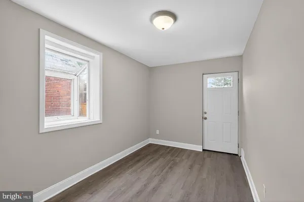 $1,595 | 1001 Burnside Road, Sharon Hill, PA 19079