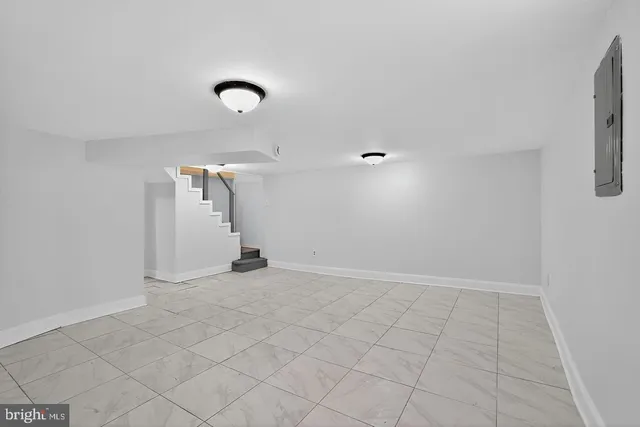 $1,595 | 1001 Burnside Road, Sharon Hill, PA 19079