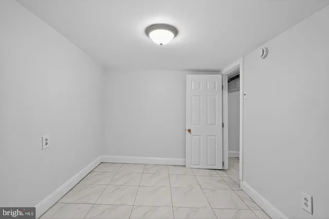 $1,595 | 1001 Burnside Road, Sharon Hill, PA 19079