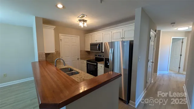 $1,700 | 107 Pier 33 Drive, Unit 108, Mooresville, NC 28117