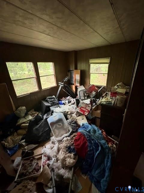 199 St James Church Road Roseland, VA 22967 - Photo 4 of 8 a room with gym equipment and equipment
