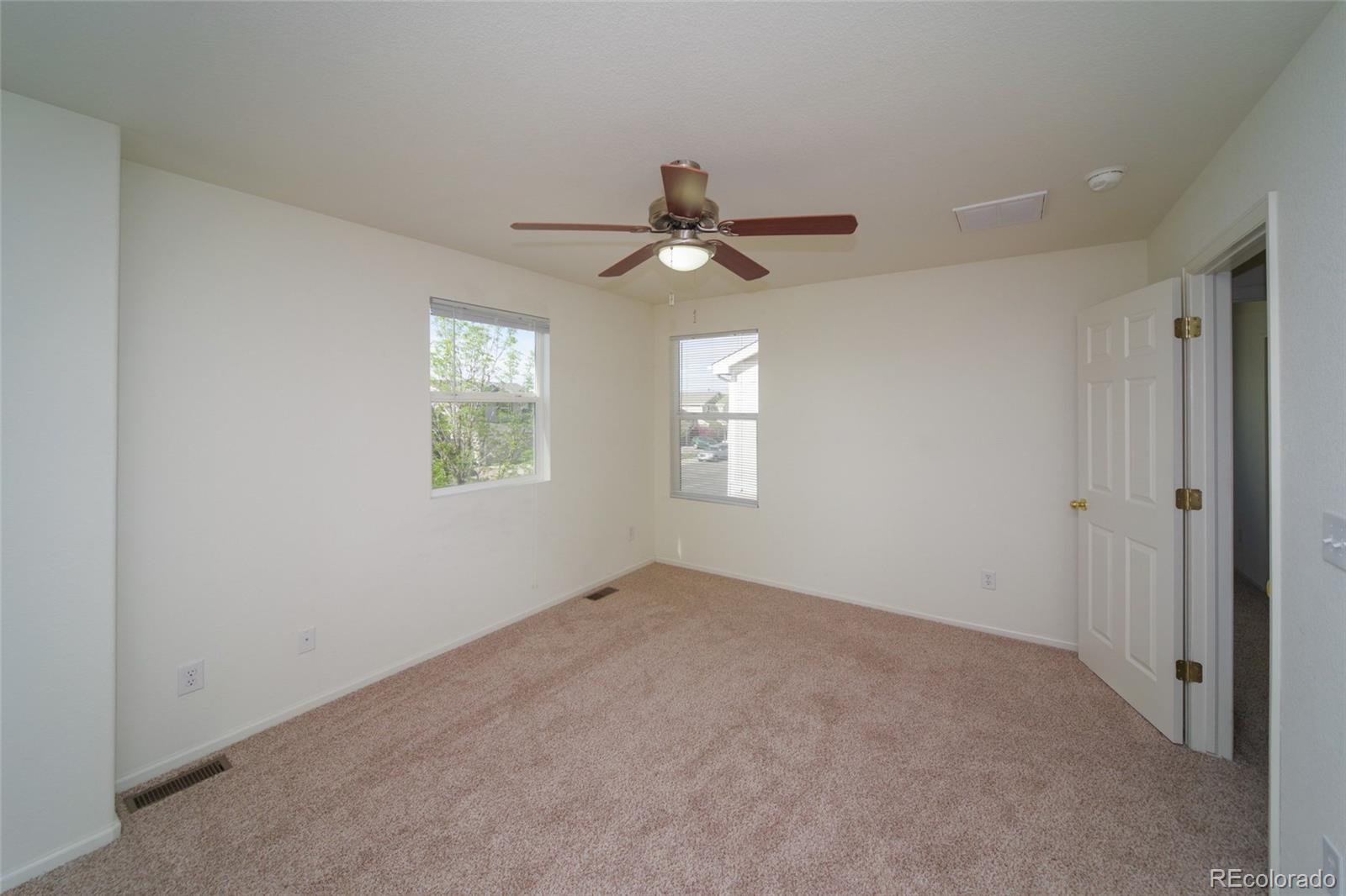 10673 Upper Ridge Road Longmont, CO 80504 - Photo 9 of 22 Gallery Image 9