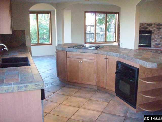 3609 Hemlock Way Reno, NV 89509 - Photo 3 of 11 Photo 3