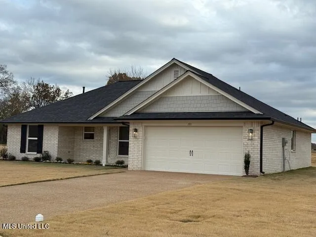 $301,900 | 103 Red Bird Cove, Batesville, MS 38606