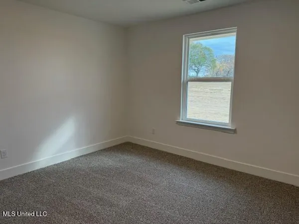 $301,900 | 103 Red Bird Cove, Senatobia, MS 38668