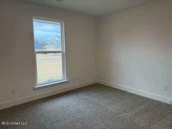 $301,900 | 103 Red Bird Cove, Senatobia, MS 38668