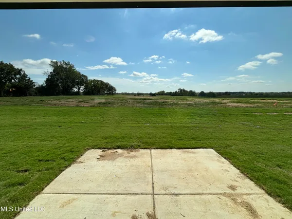 $301,900 | 103 Red Bird Cove, Senatobia, MS 38668