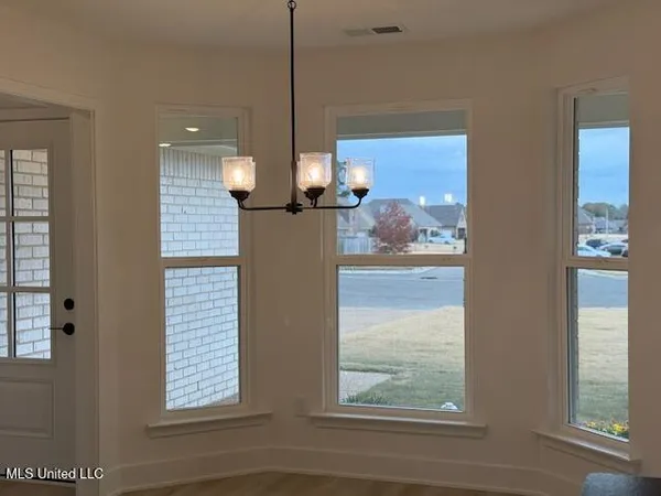 $301,900 | 103 Red Bird Cove, Senatobia, MS 38668