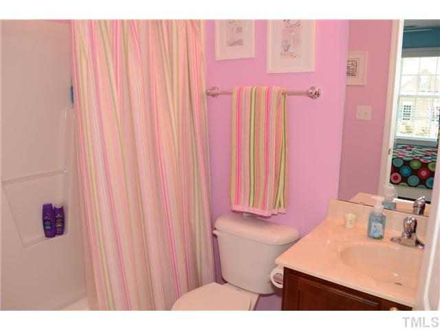4457 Fairview Ridge Lane Apex, NC 27539 - Photo 16 of 25 En suite bath.