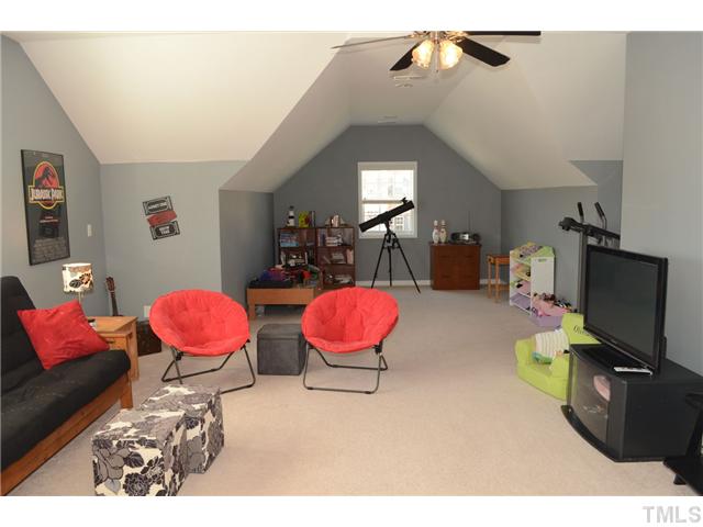 4457 Fairview Ridge Lane Apex, NC 27539 - Photo 17 of 25 Gallery Image 17