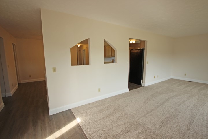 835 North Keystone Road Traverse City, MI 49696 - Photo 19 of 37 1838979-18.JPG