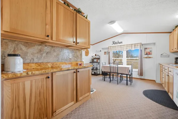 $214,500 | 2980 South State Road 1, Hamilton, IN 46742