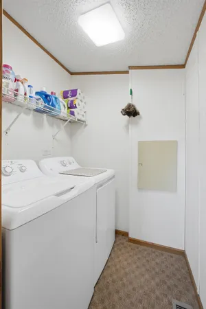 $214,500 | 2980 South State Road 1, Hamilton, IN 46742