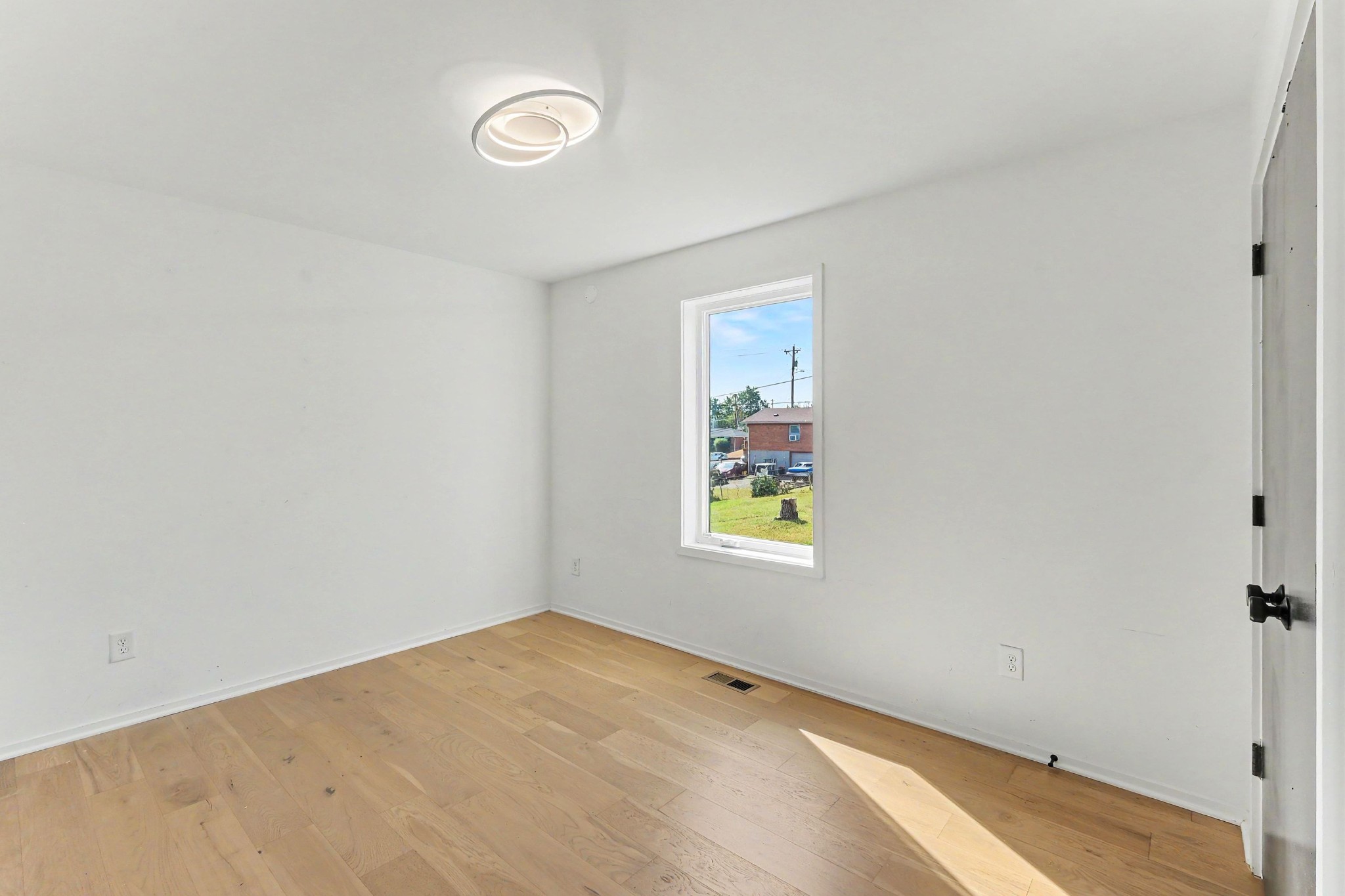 263 Riverside Drive Nashville, TN 37206 - Photo 12 of 28 Gallery Image 12