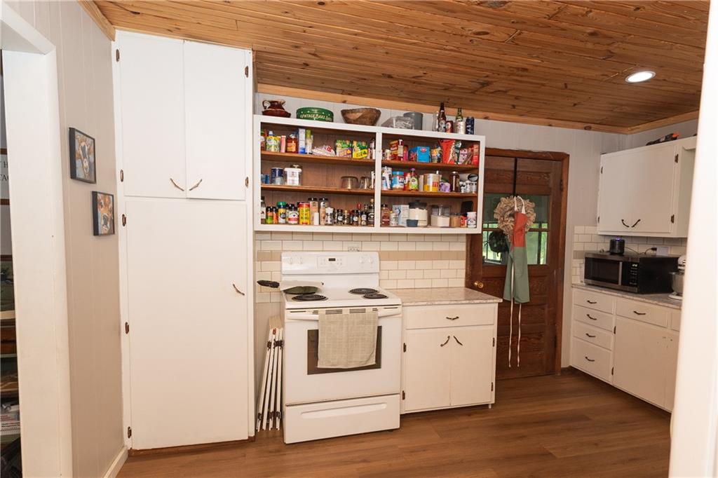 2039 26000 Road Parsons, KS 67357 - Photo 13 of 47 Gallery Image 13