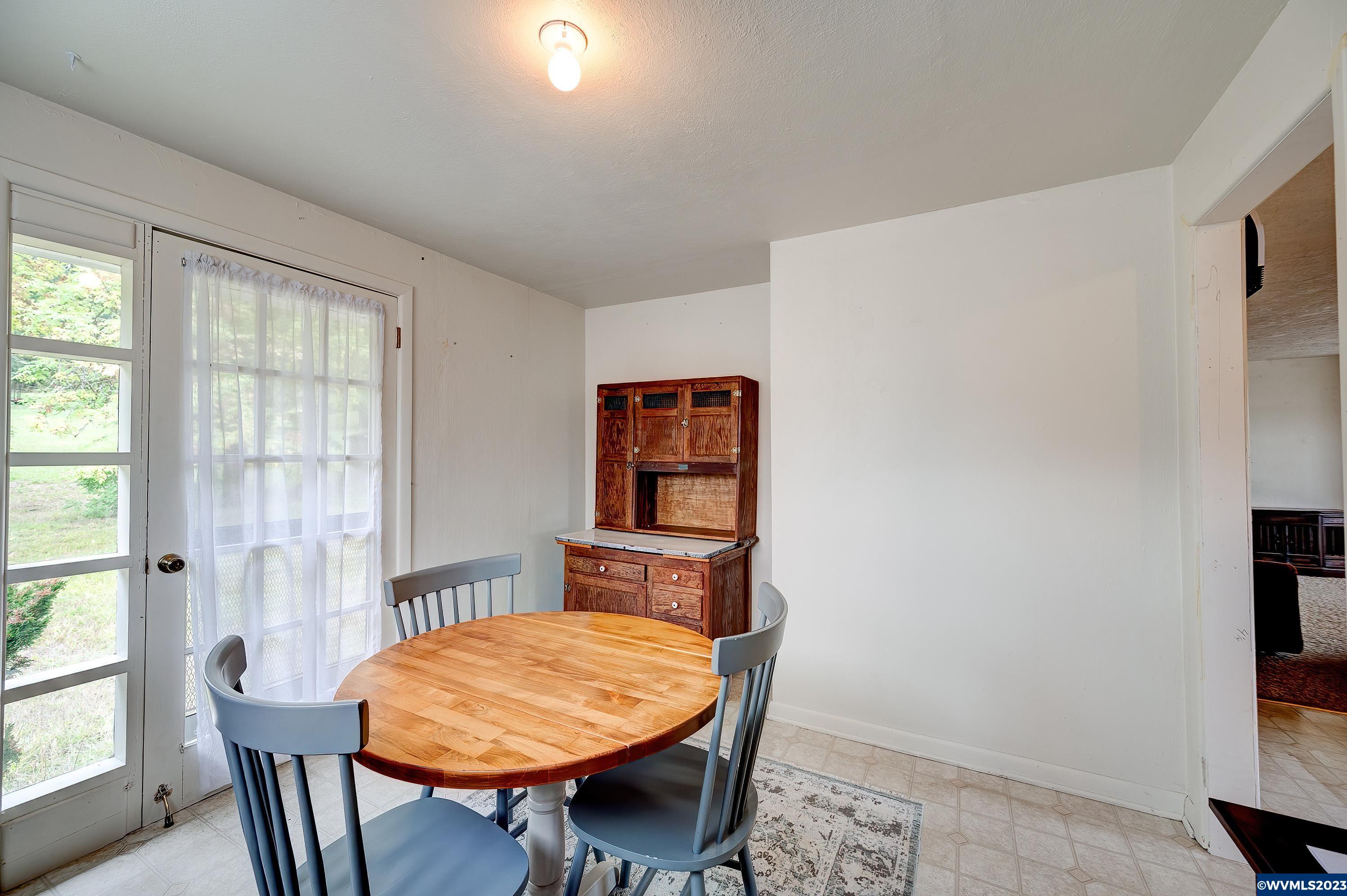 12720 Clow Corner Road Dallas, OR 97338 - Photo 14 of 33