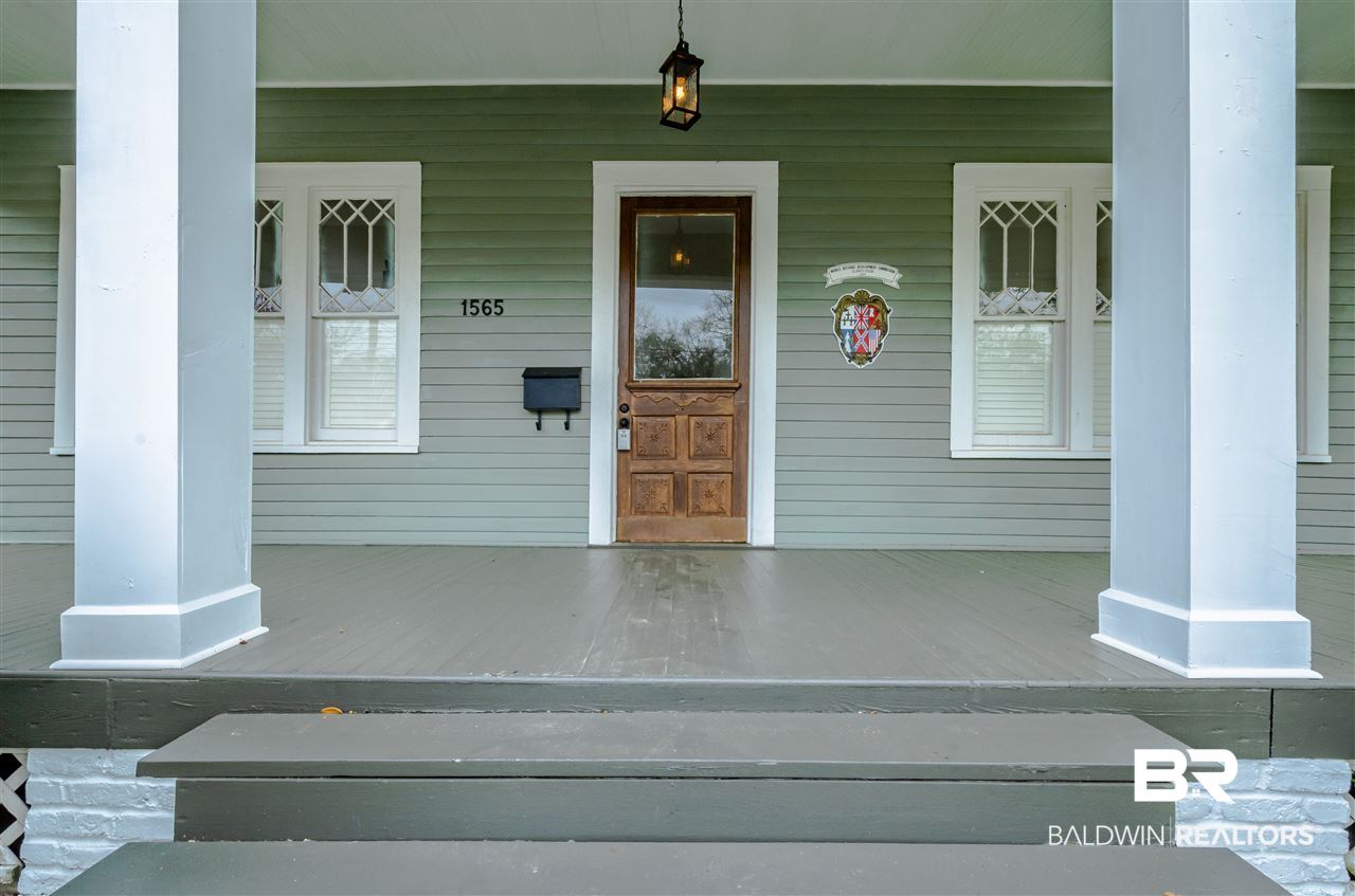 1565 Blair Avenue Mobile, AL 36604 - Photo 2 of 34