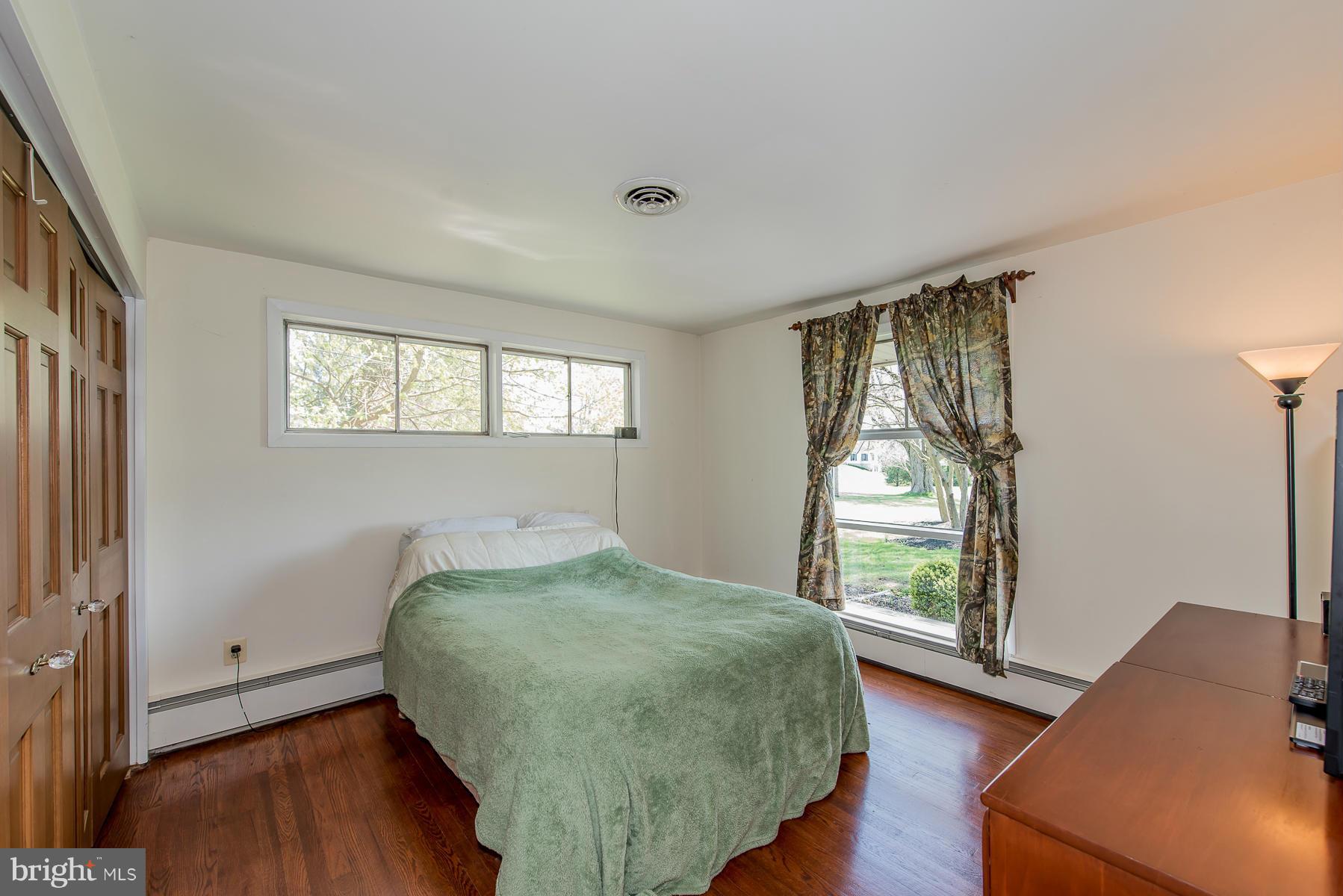 4542 Wentz Road Manchester, MD 21102 - Photo 20 of 30 Bedroom (Master)