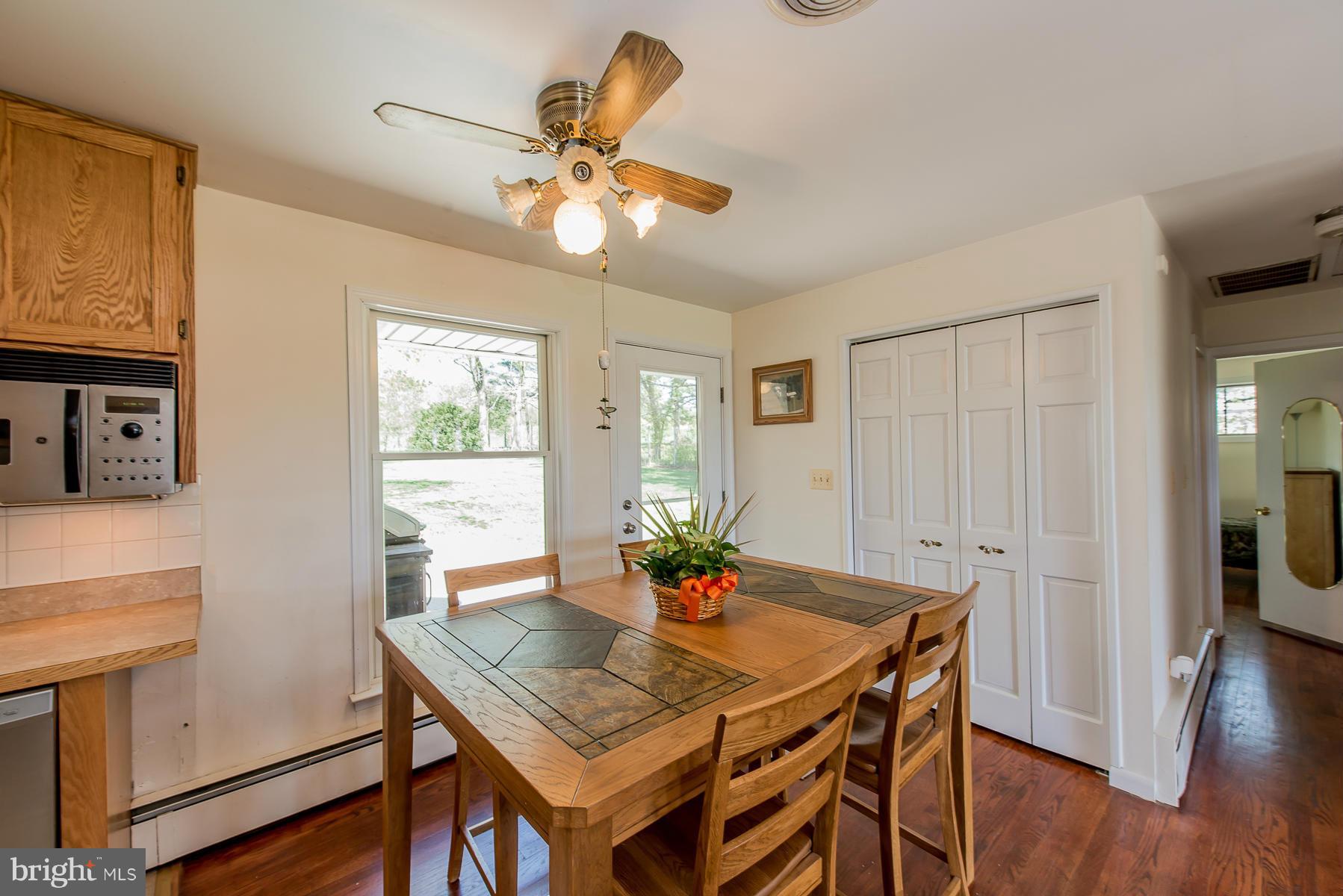 4542 Wentz Road Manchester, MD 21102 - Photo 10 of 30 Kitchen