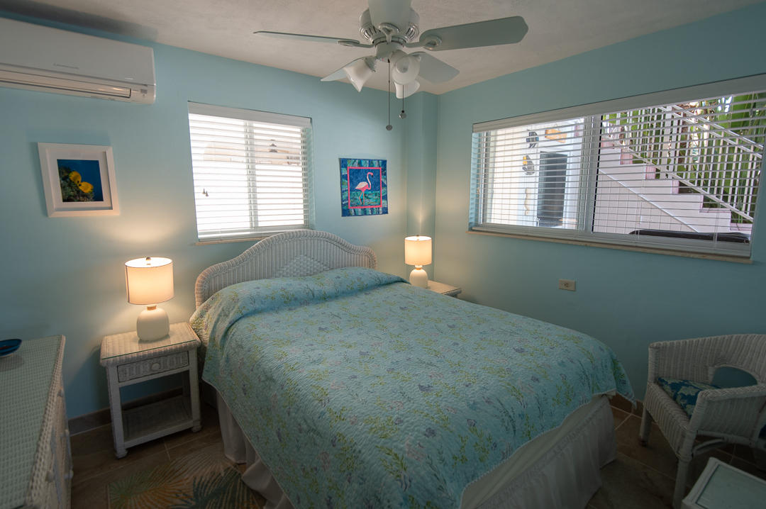 1119 Heron Road Key Largo, FL 33037 - Photo 18 of 30 Guest bedroom