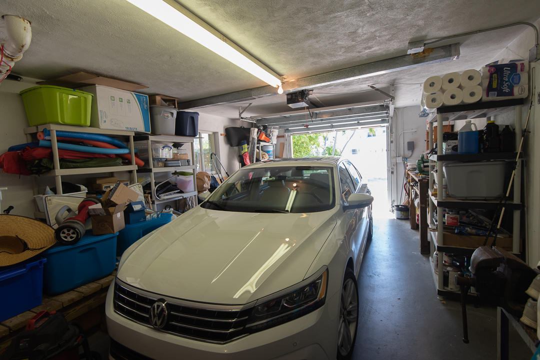 1119 Heron Road Key Largo, FL 33037 - Photo 27 of 30 Garage