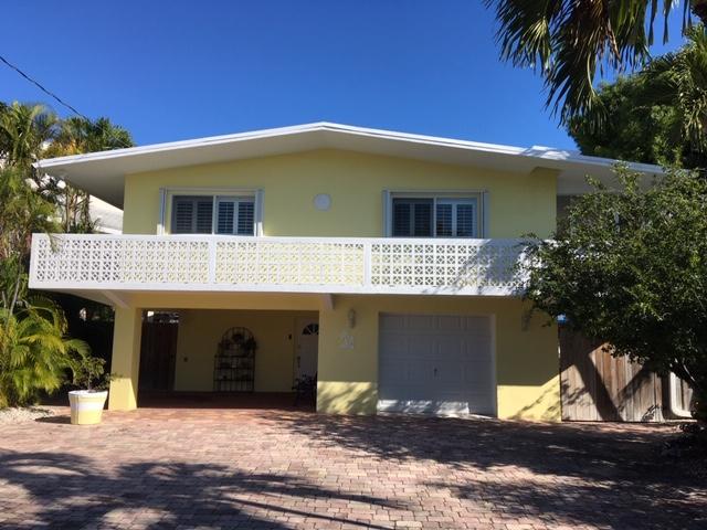 1119 Heron Road Key Largo, FL 33037 - Photo 4 of 30 Dave & Jeans street vies
