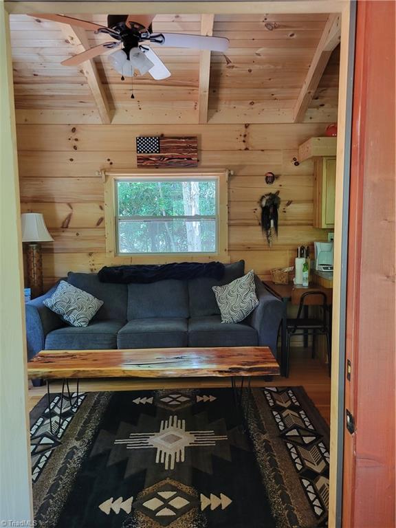 2341 Grissel Tail Road Traphill, NC 28685 - Photo 6 of 31 Gallery Image 6