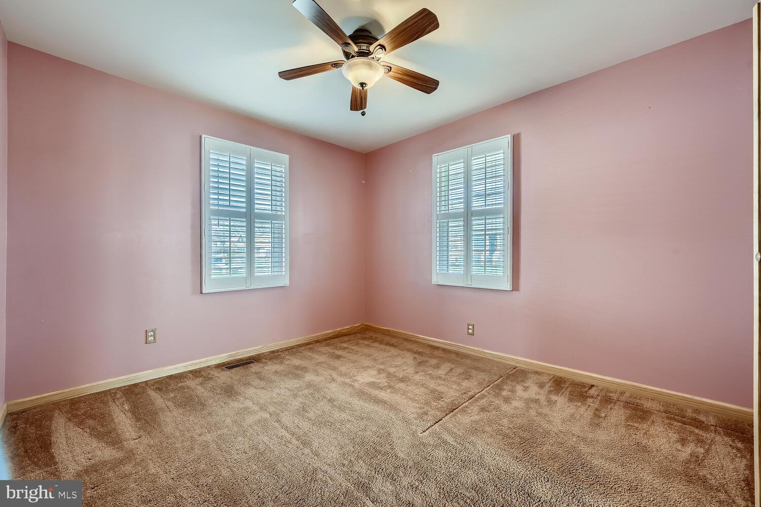 369 Townsend Road Essex, MD 21221 - Photo 23 of 27